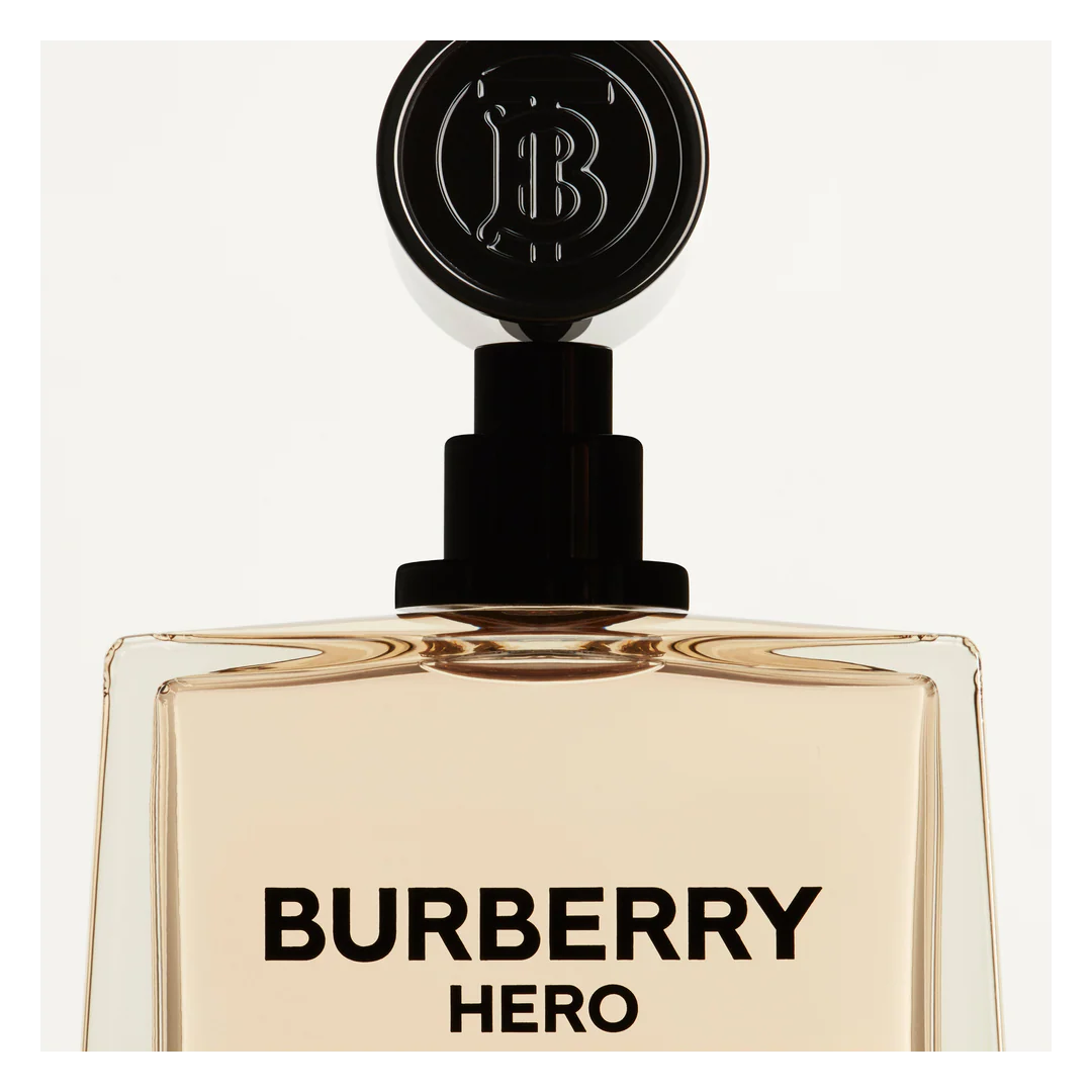 BURBERRY Hero Eau de Toilette Spray Refill - Image 4