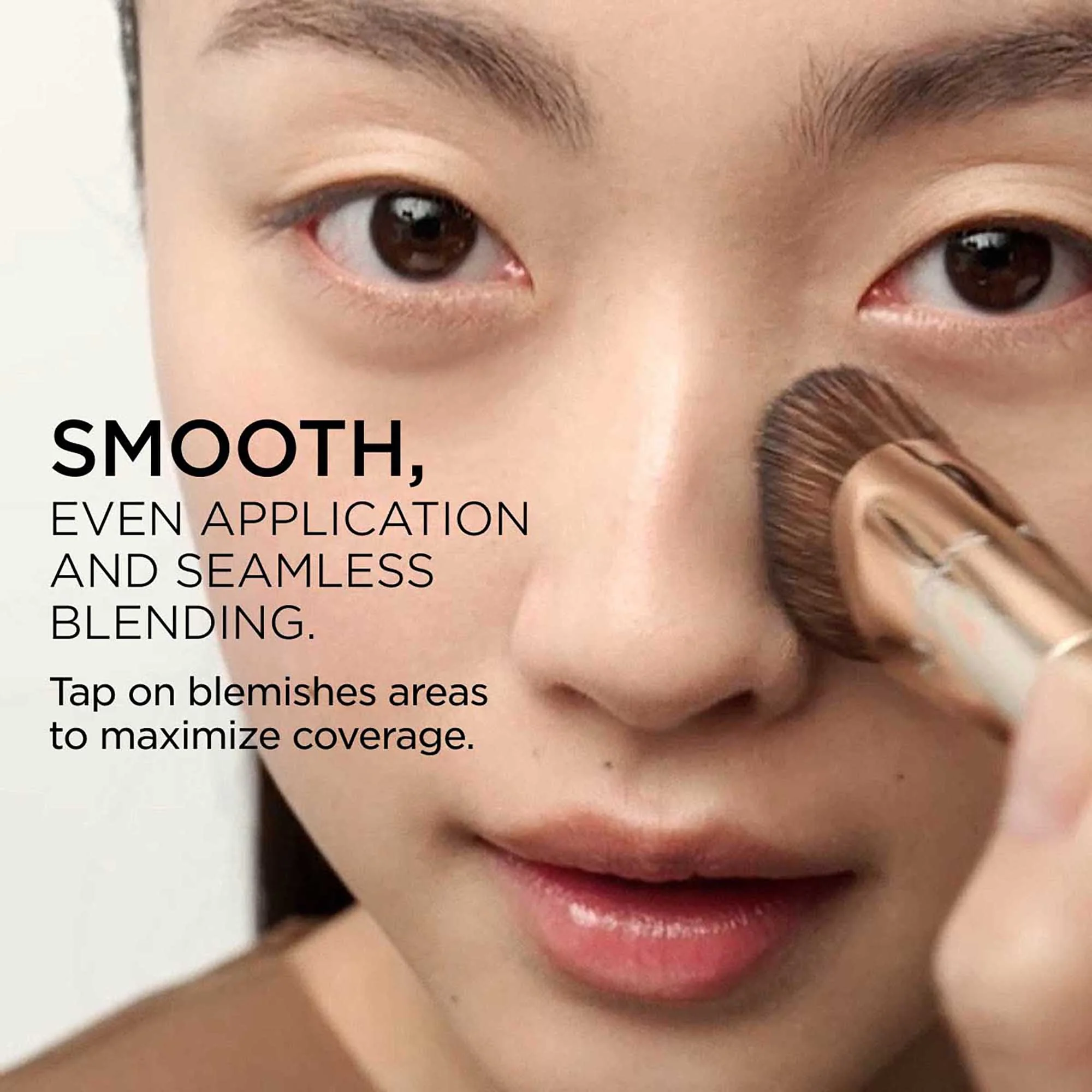 Clarins Gua Sha Foundation Brush - Image 3