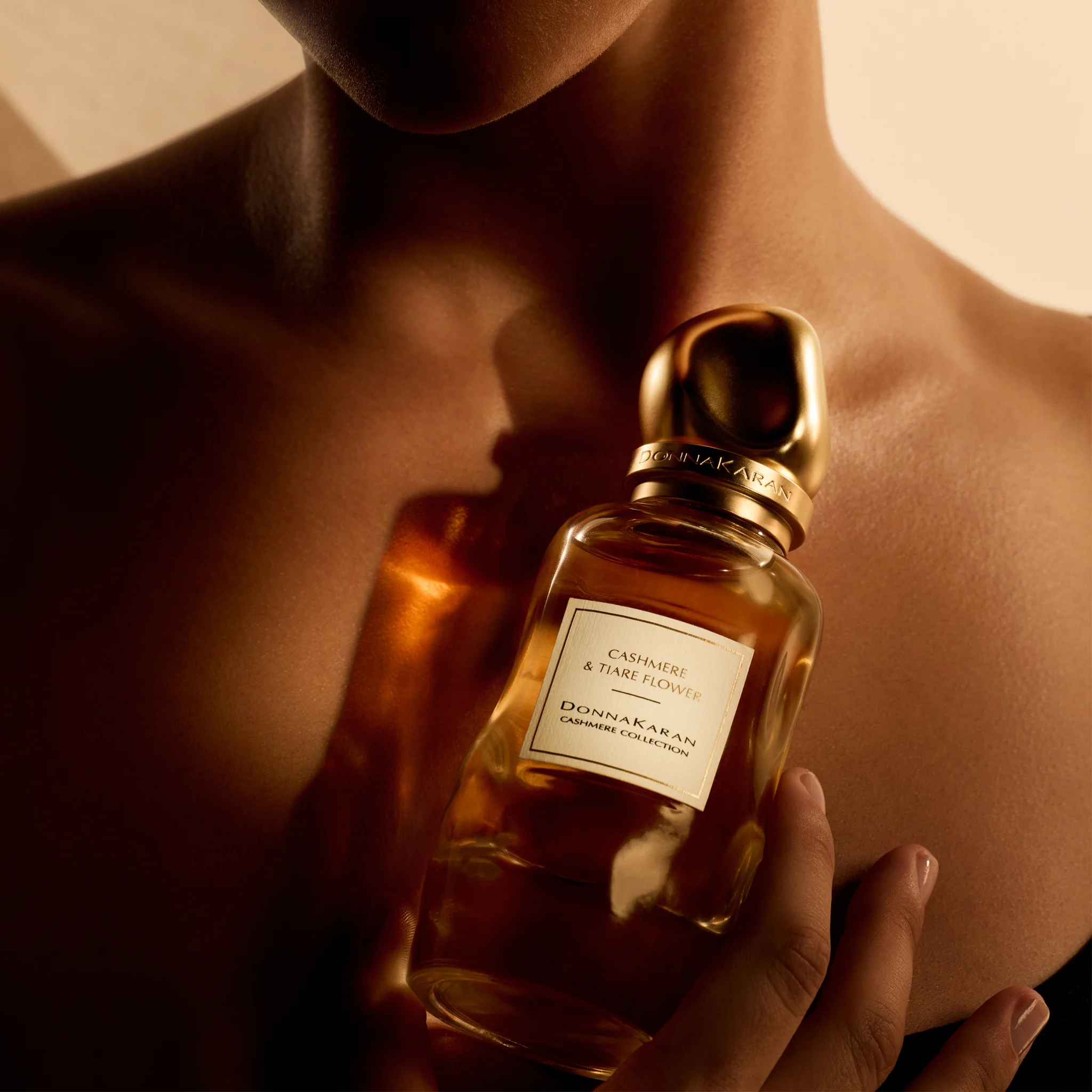 Donna Karan Cashmere & Tiare Flower Eau de Parfum Spray - Image 4
