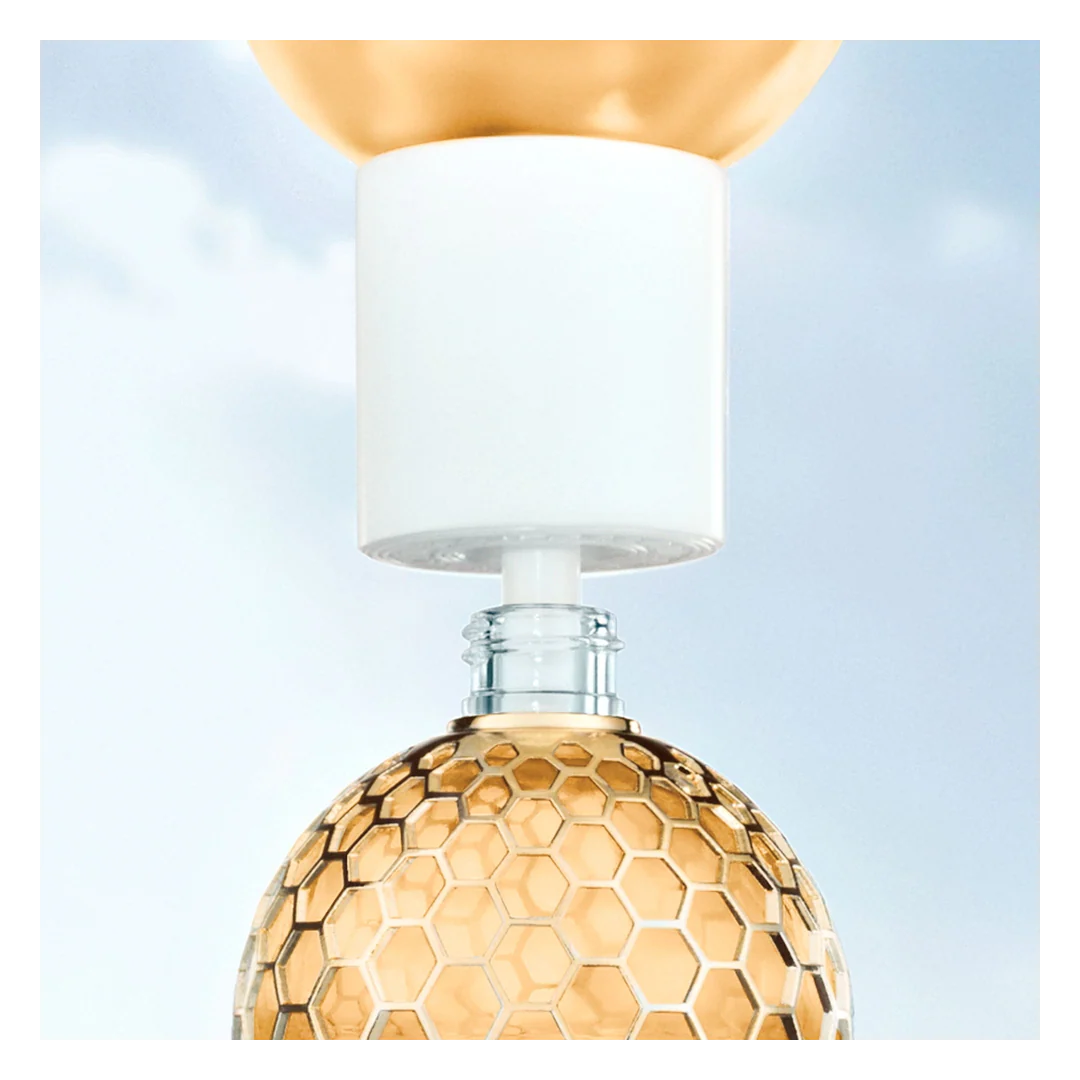 GUERLAIN Aqua Allegoria Forte Bosca Vanilla Eau de Parfum Spray Refill - Image 5