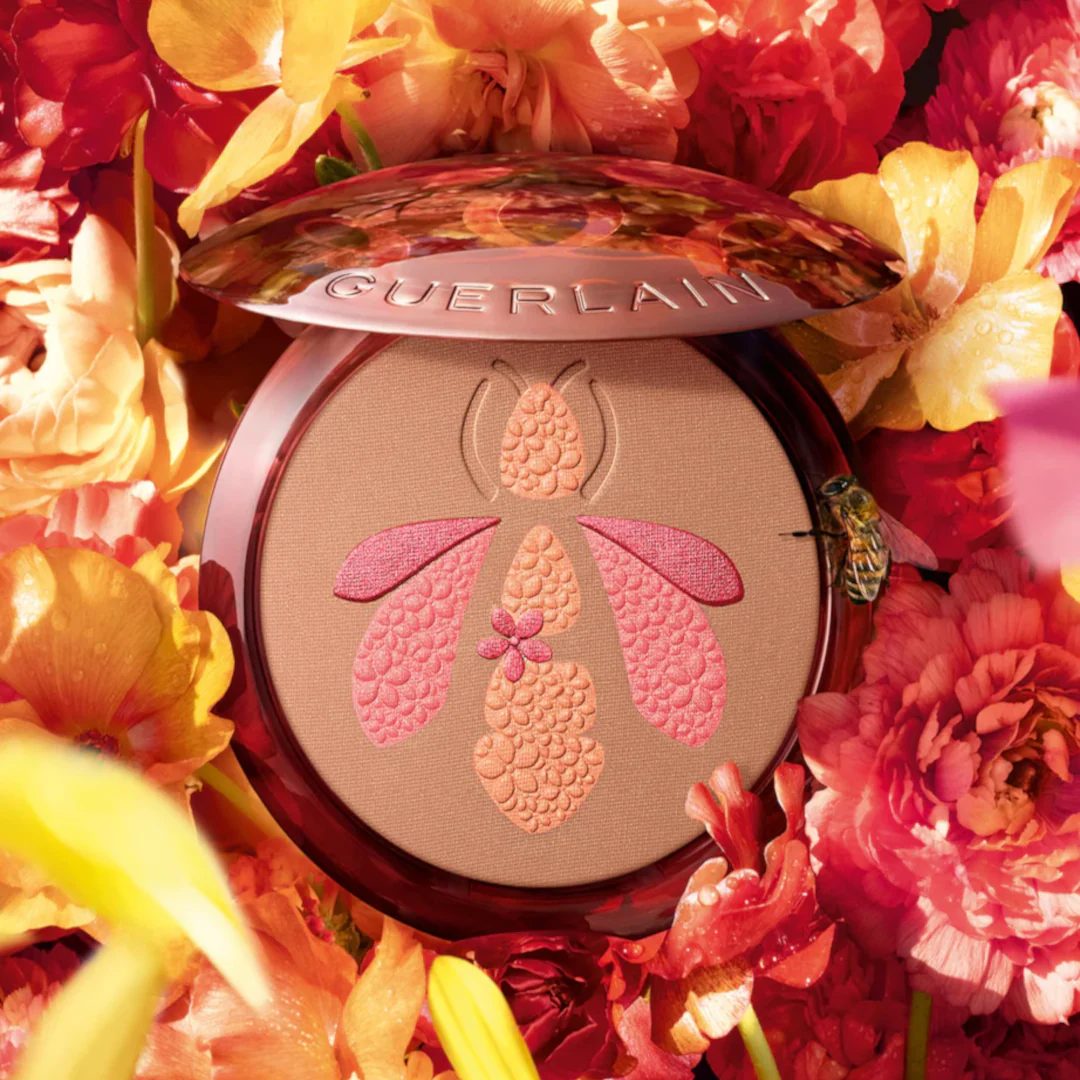 GUERLAIN Terracotta SuperBloom The Sun-Kissed Healthy Glow Powder - Image 2