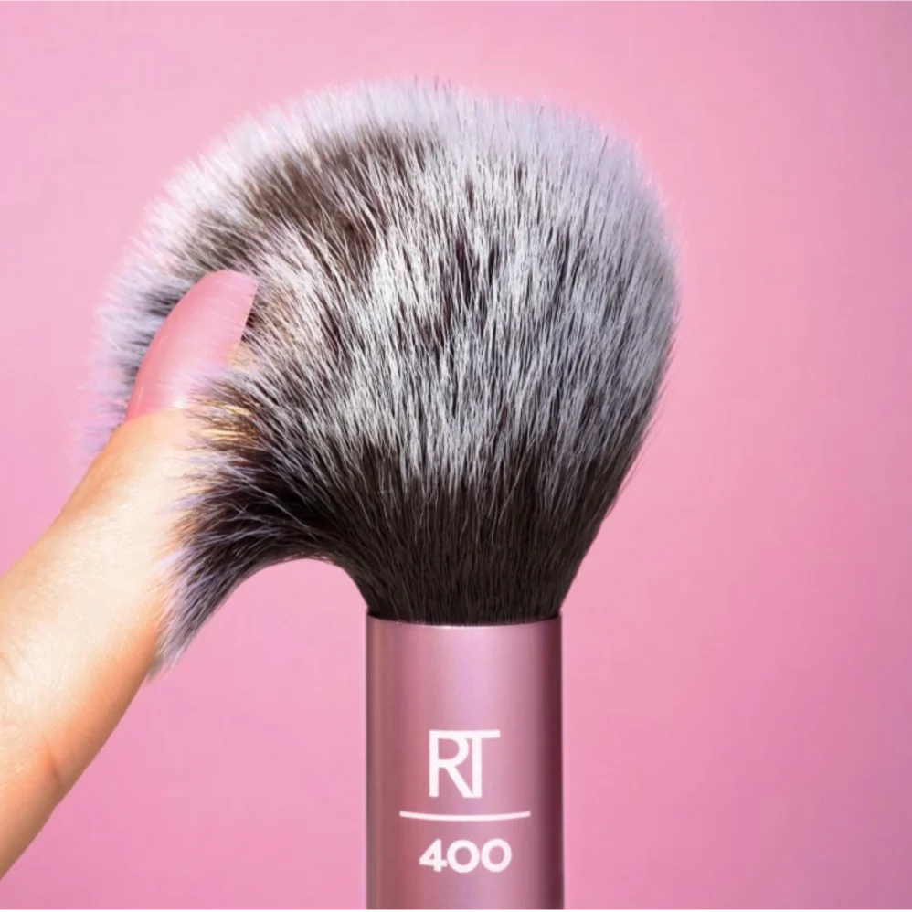 Real Techniques Blush Brush - Image 4