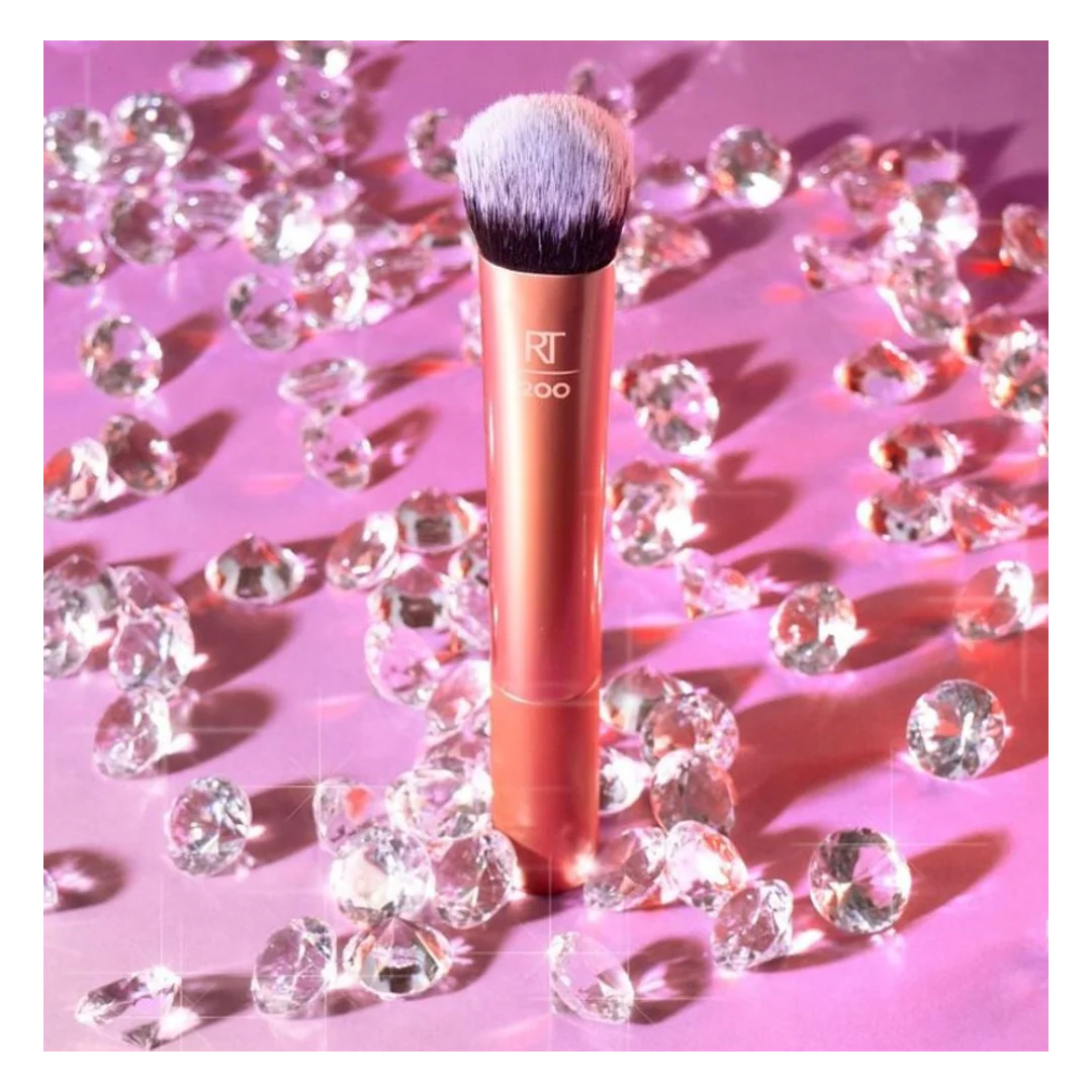 Real Techniques Expert Face Brush - Image 5