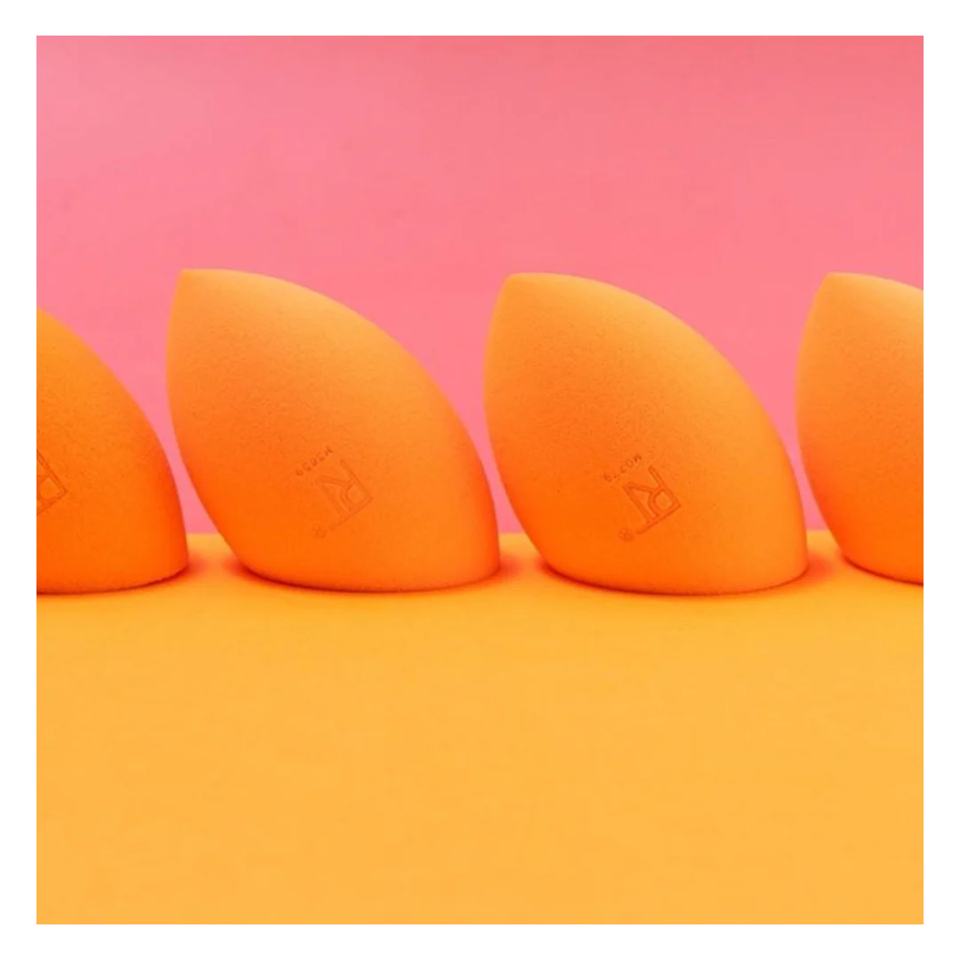 Real Techniques Miracle Complexion Sponge 4 Pack - Image 4