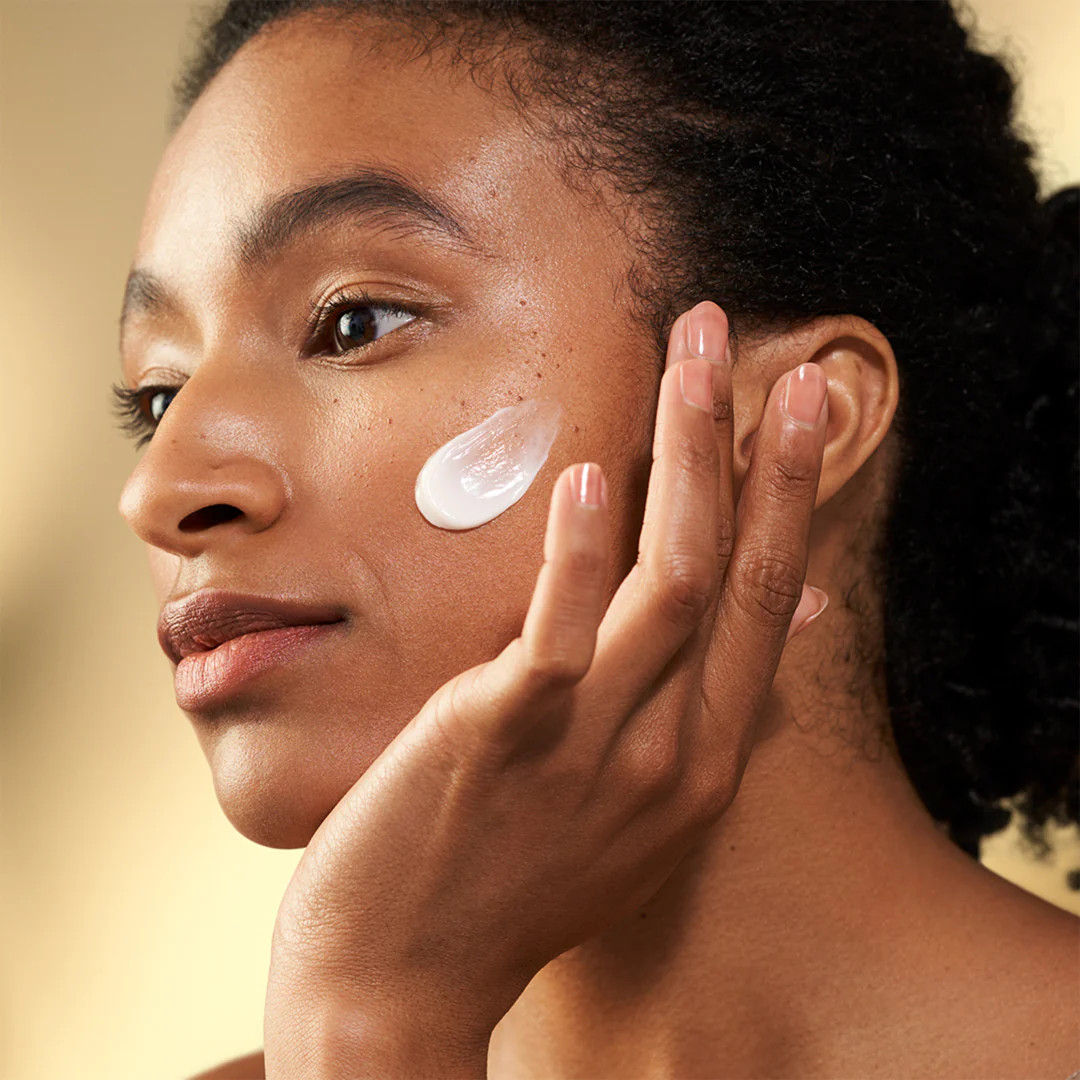 Shiseido Vital Perfection Uplifting and Firming Advanced Cream - Image 5