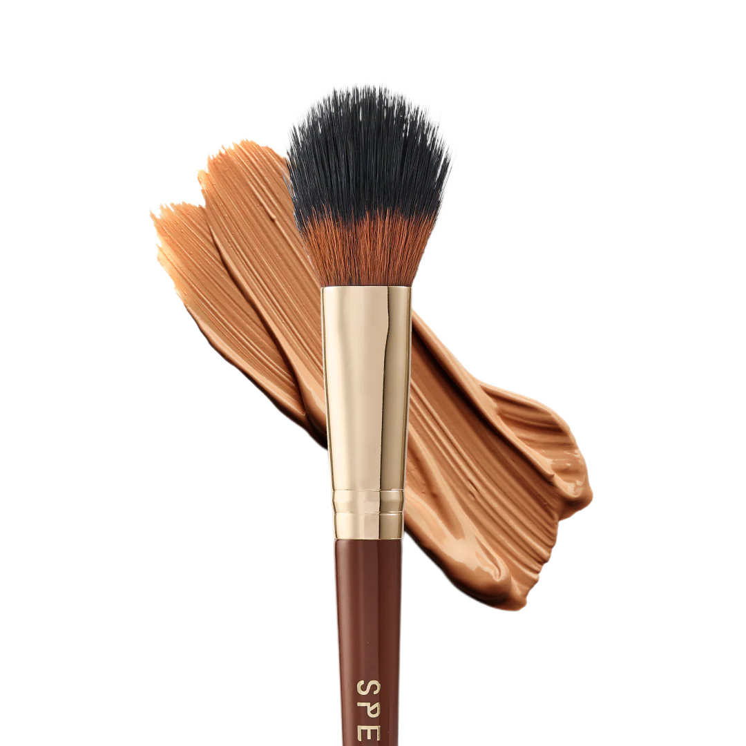 Spectrum Pantherine D04 Dewy Foundation Brush - Image 6