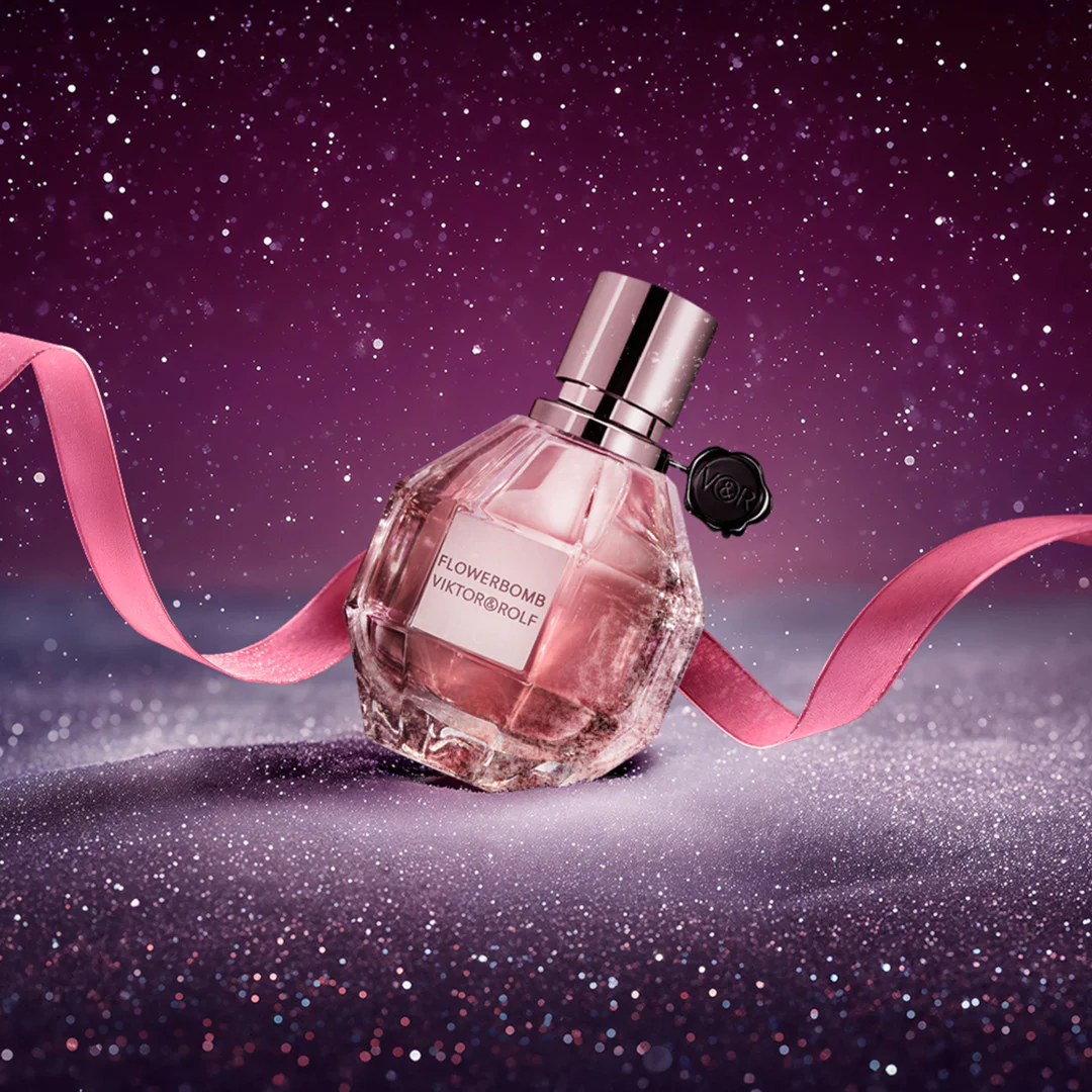 Viktor & Rolf Flowerbomb Eau de Parfum Spray 50ml Gift Set - Image 6
